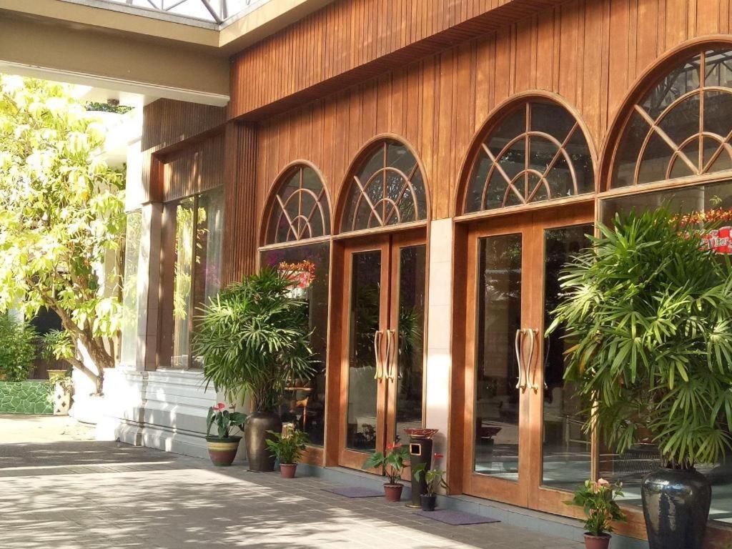 Yuzana Garden Hotel Янгон Екстер'єр фото
