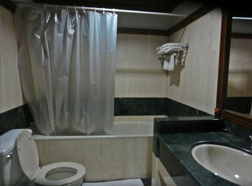 Yuzana Garden Hotel Янгон Екстер'єр фото