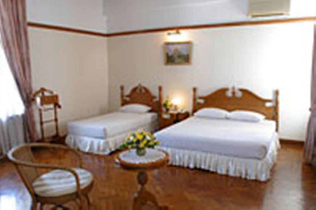 Yuzana Garden Hotel Янгон Екстер'єр фото