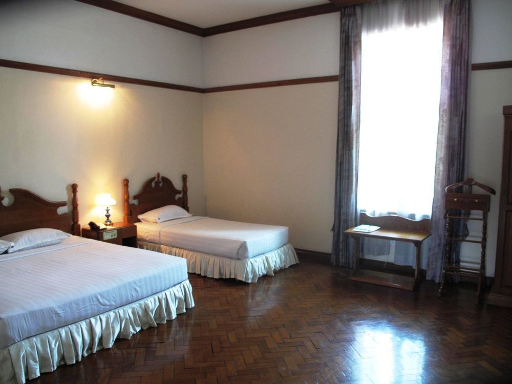 Yuzana Garden Hotel Янгон Екстер'єр фото